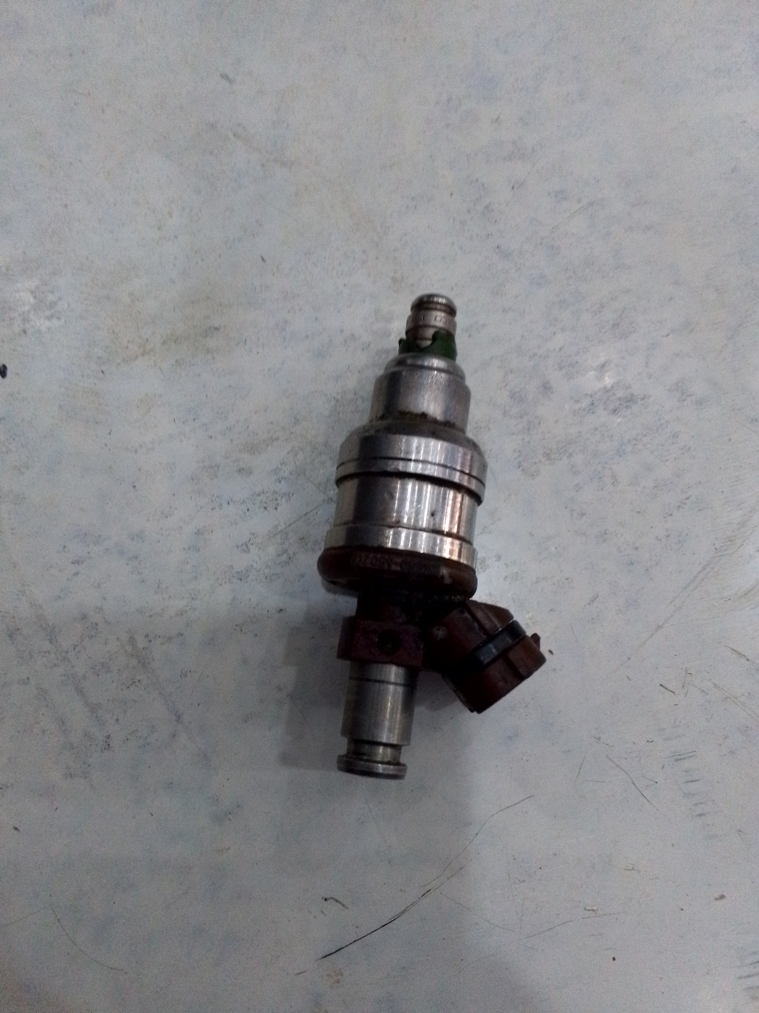 https://www.parlmart.com/Original fuel injector for Toyota 4runner